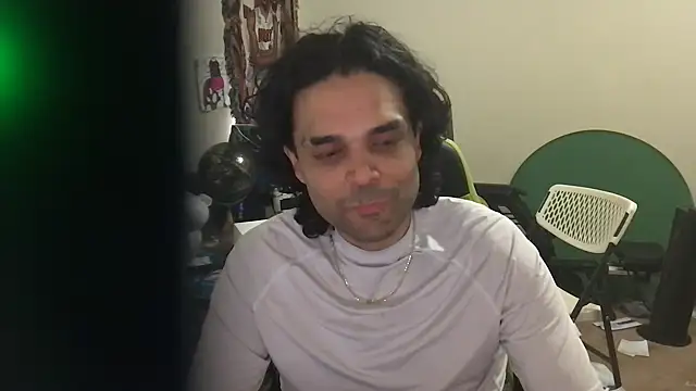 KungFuPanda001's Live XXX Chat