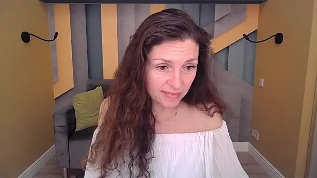 EllaLong live XXX chat