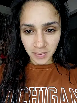 Онлайн чат XXX Little_Doll25