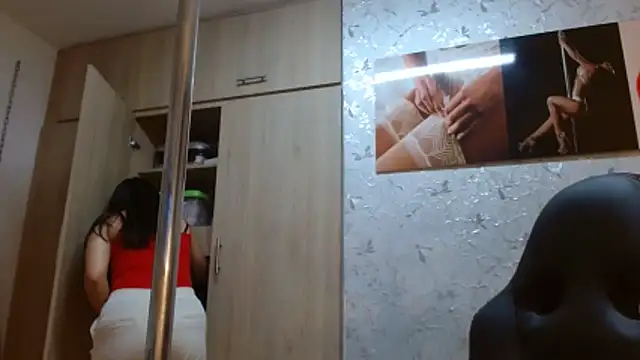 PaulinaRubio_'s Live XXX Chat