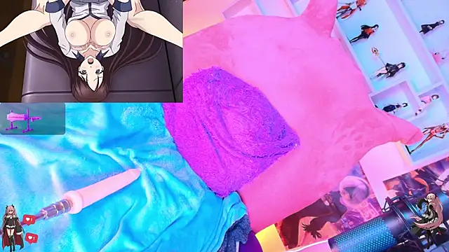 mai-- élő XXX-chatje