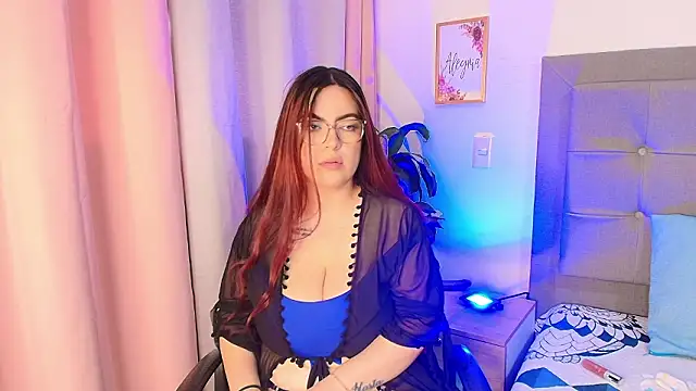 Kiara_noirr Chat XXX in diretta