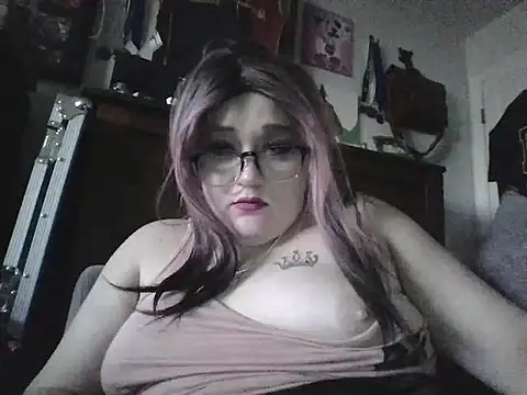 JadeDaMilf Adlı Modelin Canlı XXX Sohbeti