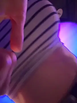 F3ckd0lllucy's Webcam Show