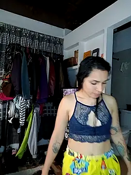 Little_Doll25 Chat XXX in diretta