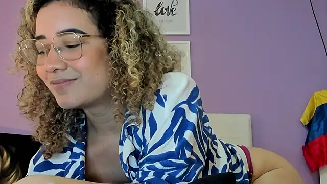 Živý XXX chat Charlotte11-11