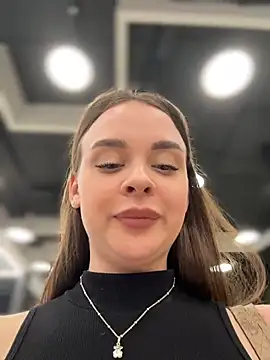 دردشة KristiRich الجنسية المباشرة