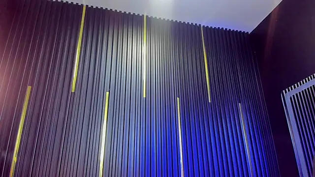 Онлайн чат XXX TomLondon_