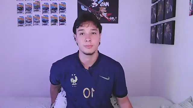 jack_walker190 Show Webcam