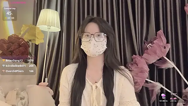 Онлайн чат XXX --102KymMiiss--