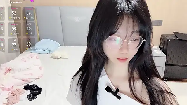 Yanyan39677's Live XXX Chat