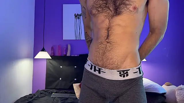 Chat +18 de Karim_mansur ao vivo