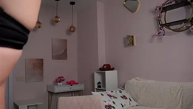 Show de SunnivaCovil na webcam