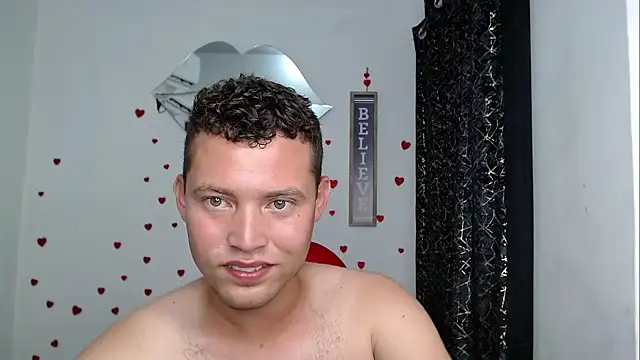 sven_fox723's Webcam Show