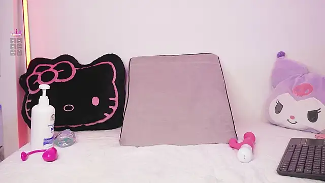 EloiseSweetxx Chat XXX live