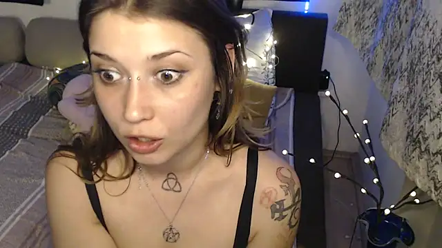 AlienforTwenty 现场XXX聊天