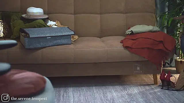 Feral_Berrry_ 即時 XXX 聊天