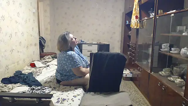 HotLusi Adlı Modelin Canlı XXX Sohbeti