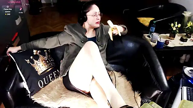 XXX chat uživo modela Imperatriza