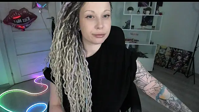 XXX chat uživo modela HoneySallyMoore