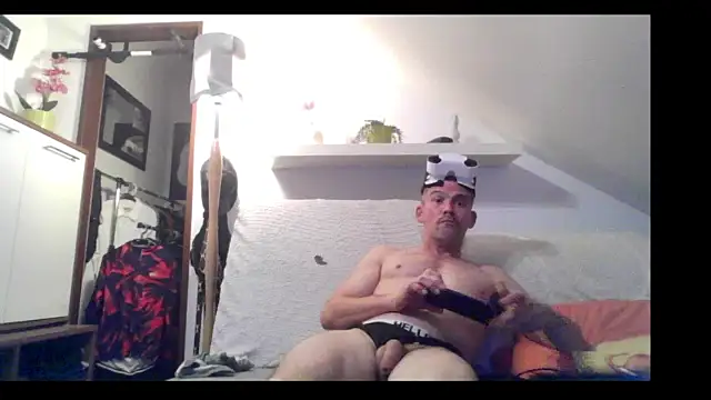 Cambitchboy 即時 XXX 聊天