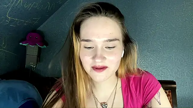 Chat +18 de CarmelaLiebherr ao vivo