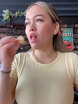 Danielavegax's Webcam Show