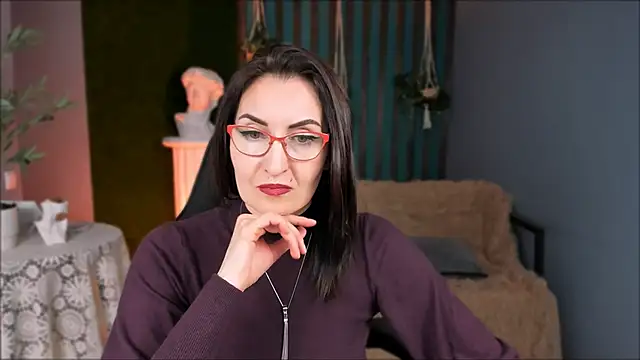 UnaTerra Adlı Modelin Canlı XXX Sohbeti