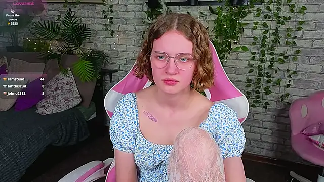 Mia_Mooore Chat XXX in diretta