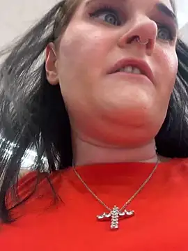 lolabunny9: διαδικτυακό σόου στην κάμερα