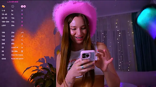 soffy__kisssn Live XXX chat