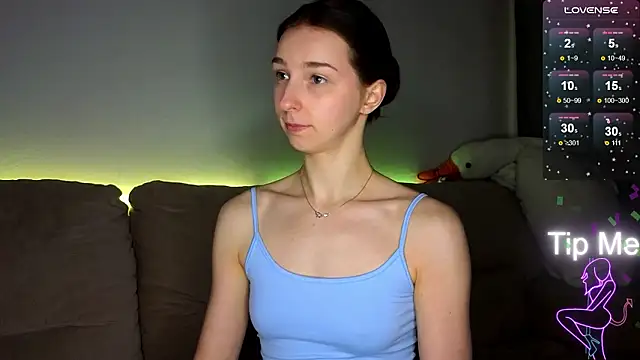 Made_for_Love Adlı Modelin Canlı XXX Sohbeti