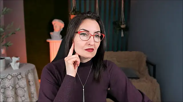 UnaTerran Live XXX chat