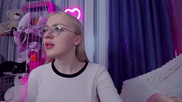 Živý XXX chat CeaneLino