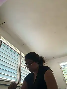 LaHijaDelPecado's Live XXX Chat