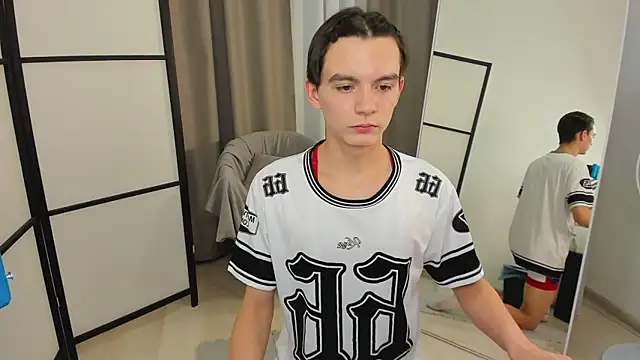 Ian_HarricktonのライブXXXチャット