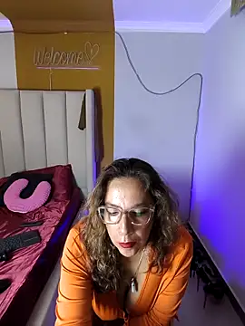 Rubi424 – Naživo XXX chat