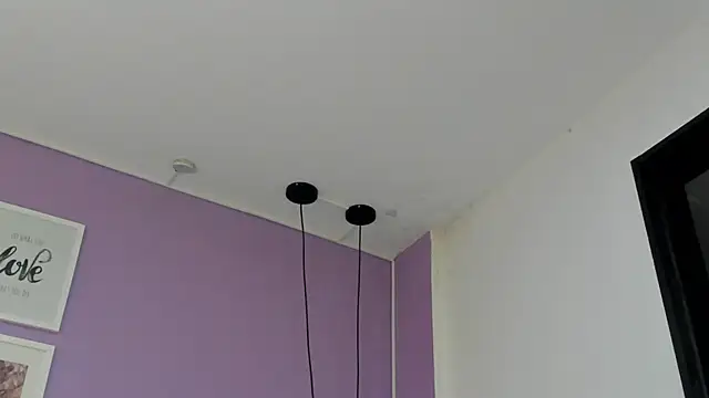 Charlotte11-11's Live XXX Chat