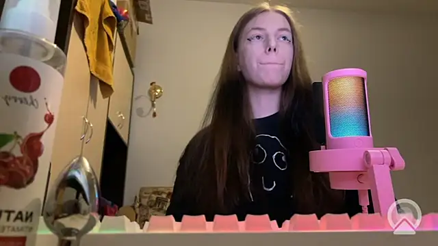 britneylovely 在線直播表演