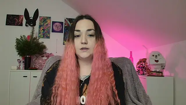 PinkHurricaneOfficial Chat XXX live