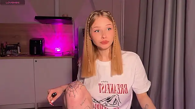 lisa_barbie: онлайн-секс-чат