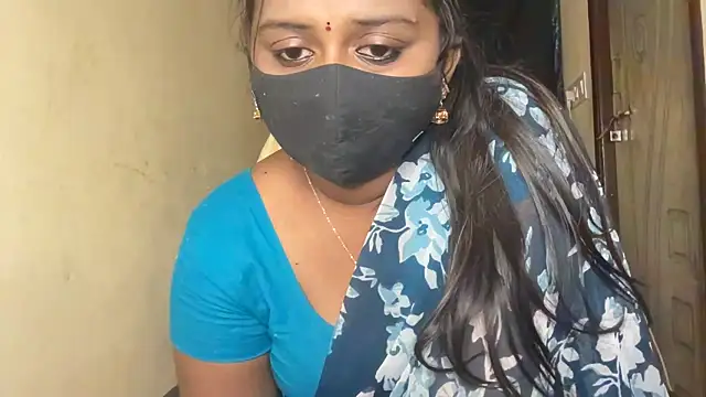 Show de Tanuja-Sexy na webcam