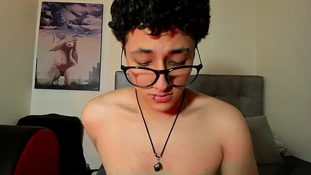 แชท XXX สดของ Adonibaskerville4