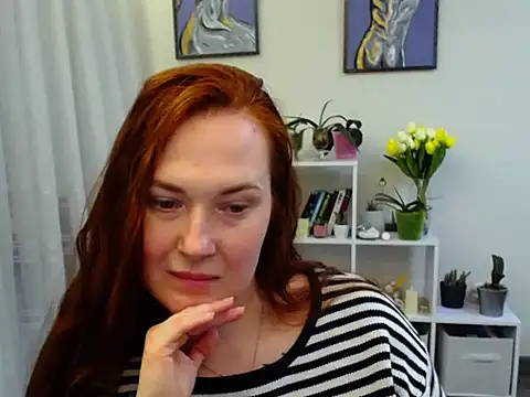 Lady_Tiana: онлайн-секс-чат