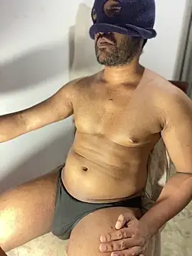 Chat XXX ao vivo de MilanBlaze