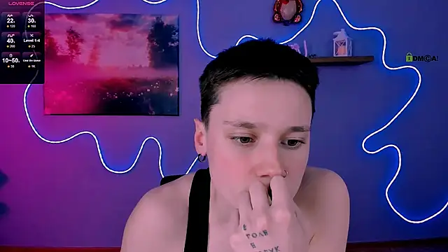 Chat XXX en directo de emi_fade