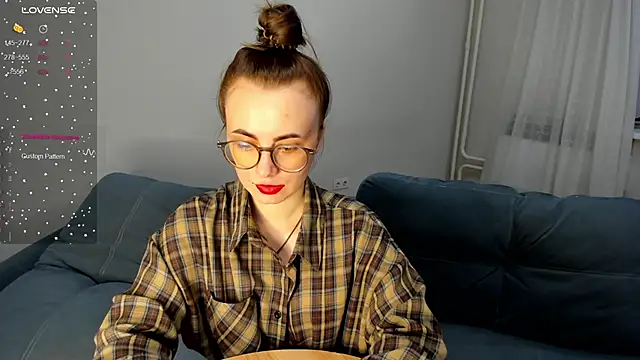 MewStella Chat XXX live