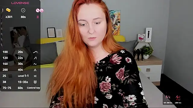 BabeLessi: απευθείας συνομιλία ΧΧΧ