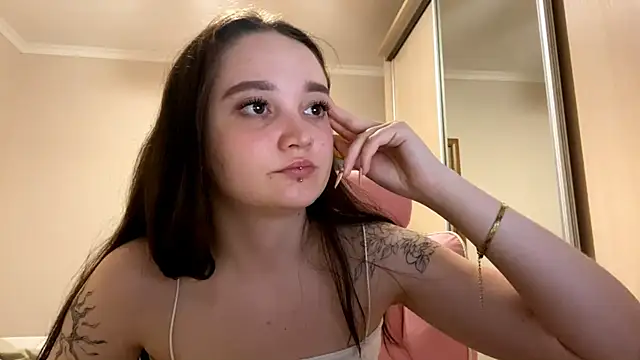 TrulaPhay Chat XXX in diretta