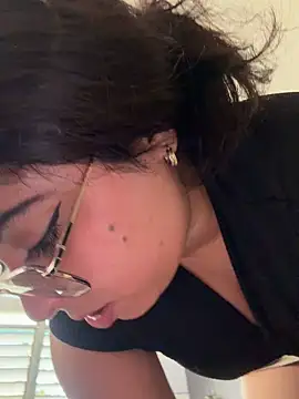 Chat XXX en directo de LaHijaDelPecado